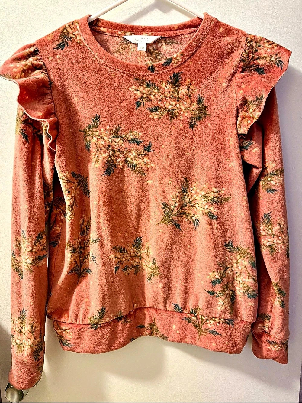 LC Lauren Conrad Velour Floral Ruffle Sleeve Top Pink Extra Small Like New